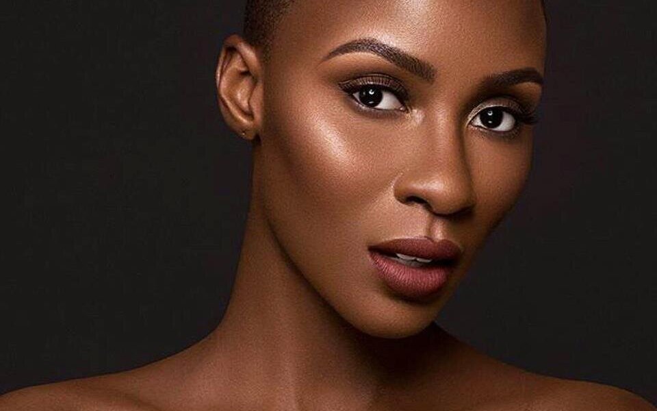 ELIKYA BEAUTY: NATUURLIJKE MAKE-UP VOOR DE DONKERE HUID